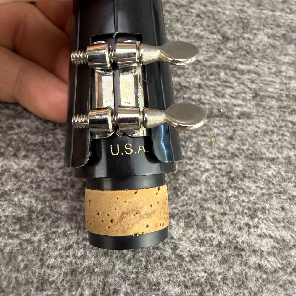 ✅Selmer Bb Clarinet Soloist 300  Case & Accessories Serial P0193283 CLSOL300R - Picture 10 of 14